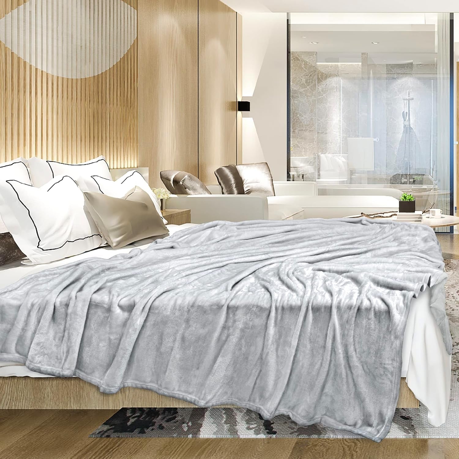 Light Grey Fleece Throw Blanket for Couch, Silver Super Soft Fuzzy Flannel Throw for Sofa, Luxury Plush Microfiber Bed Blanket, Cozy Home Decorative Velvet Gift Blanket, 50X60