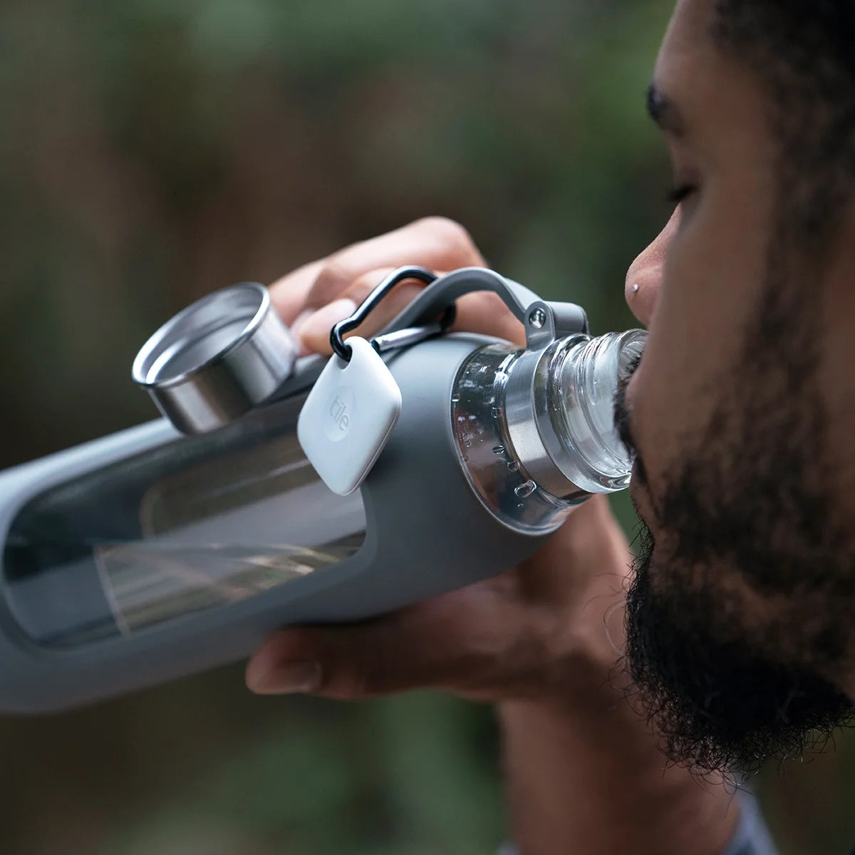 Mate (2022) 1-Pack, White. Bluetooth Tracker, Keys Finder and Item Locator; up to 250 Ft. Range.