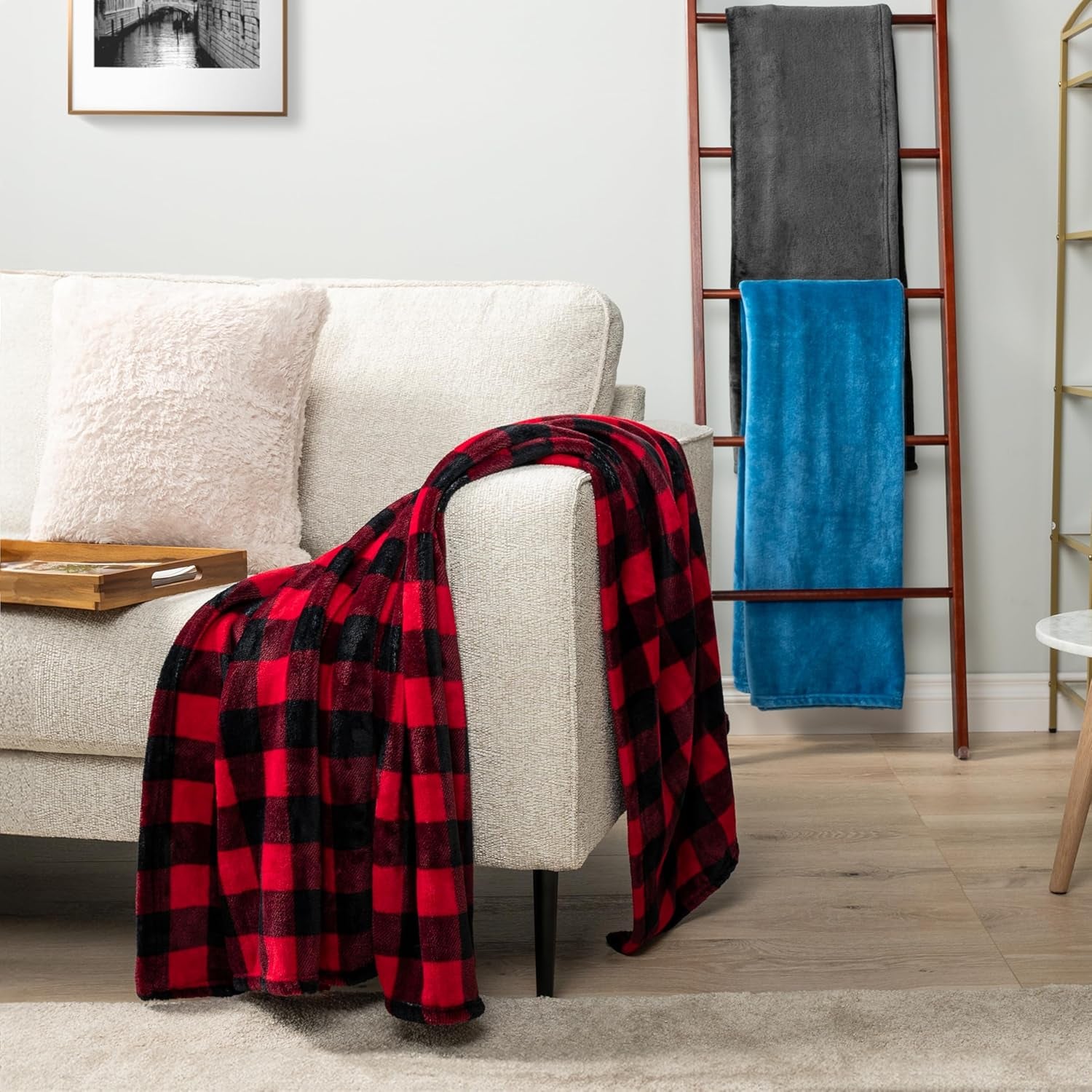 Grey Fleece Throw Blanket for Couch, Dark Charcoal Super Soft Fuzzy Flannel Throw for Sofa, Luxury Plush Microfiber Bed Blanket, Cozy Home Decorative Velvet Gift Blanket, 50X60