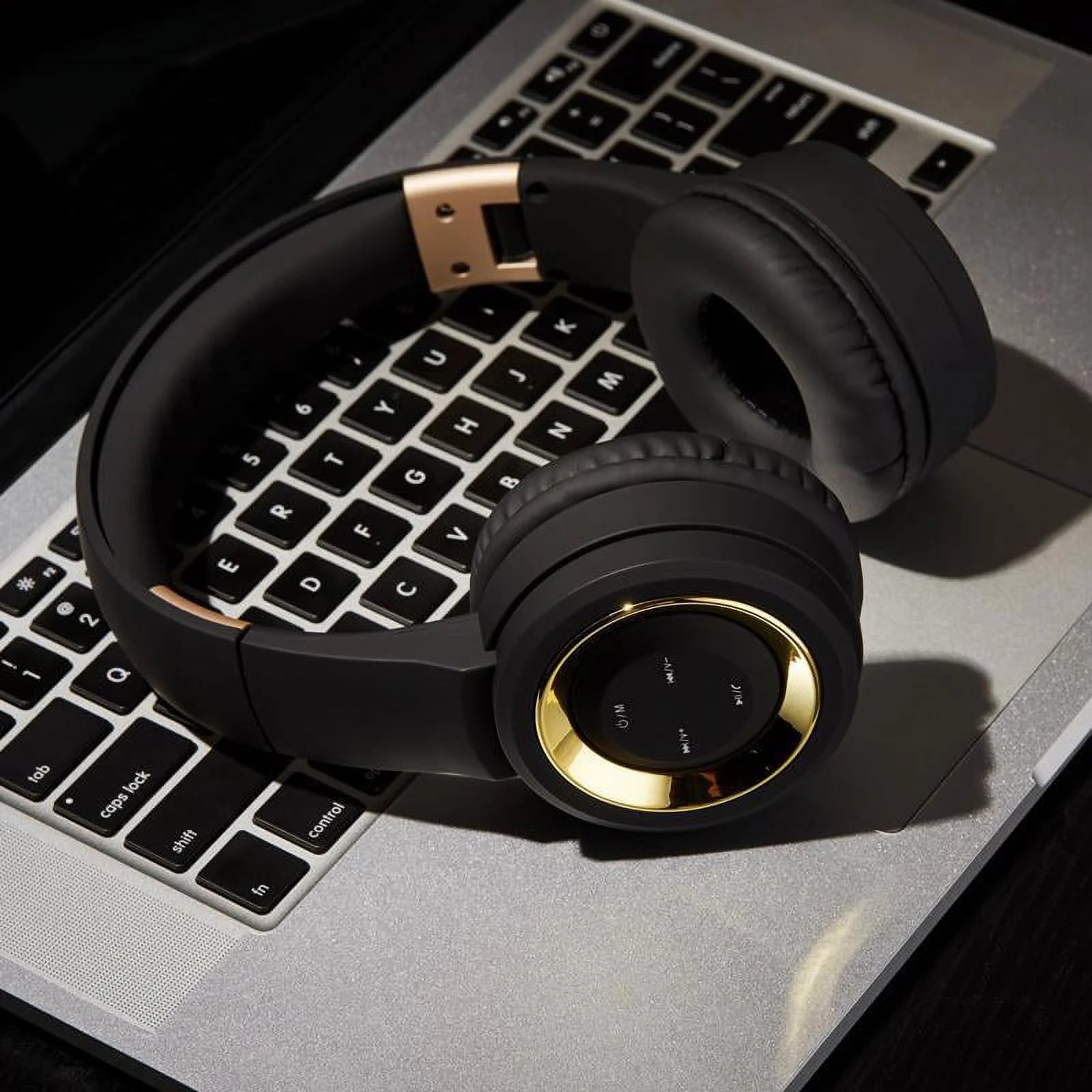 Noise Cancelling Bluetooth Headphones Wireless over Ear Folding Rechargeable Headset with Mic, TR905