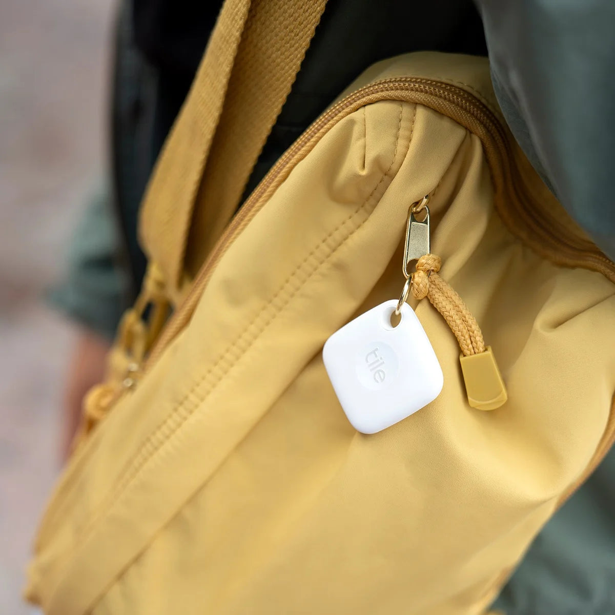 Mate (2022) 1-Pack, White. Bluetooth Tracker, Keys Finder and Item Locator; up to 250 Ft. Range.