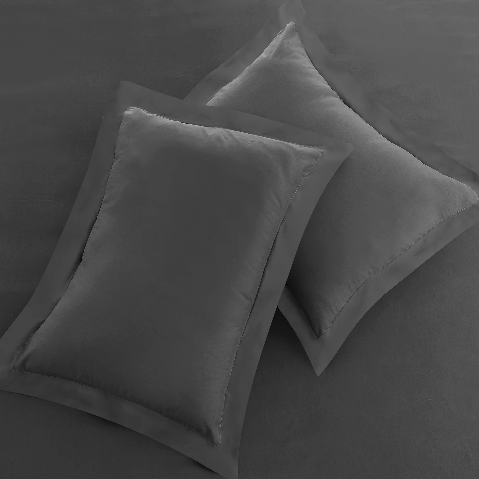 King Duvet Cover Set 3 Piece - Soft Brushed Microfiber Comforter Cover with 2 Pillow Shams - Zipper Closure Duvet Cover (King, Dark Grey)