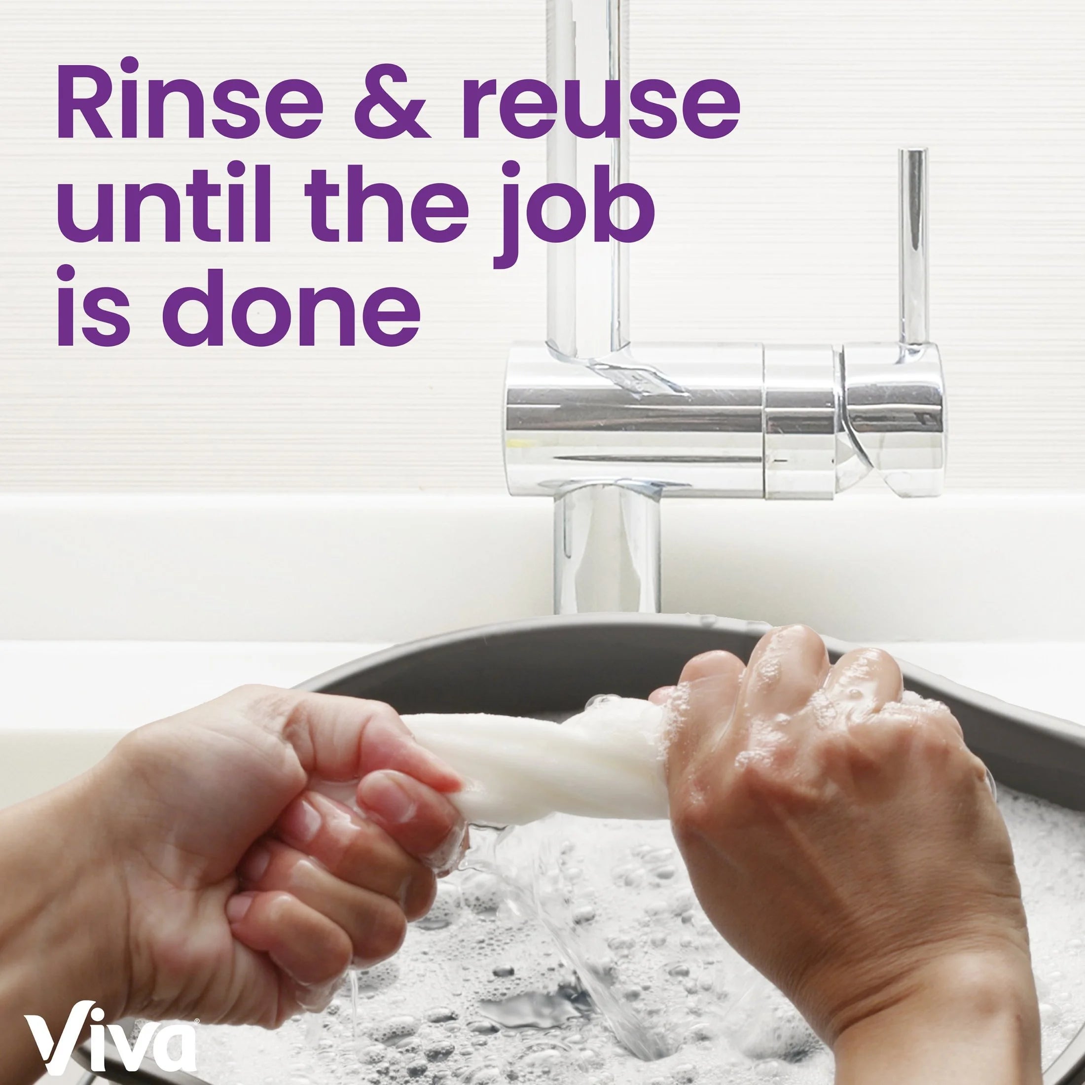 Signature Cloth Paper Towels, 6 Triple Rolls