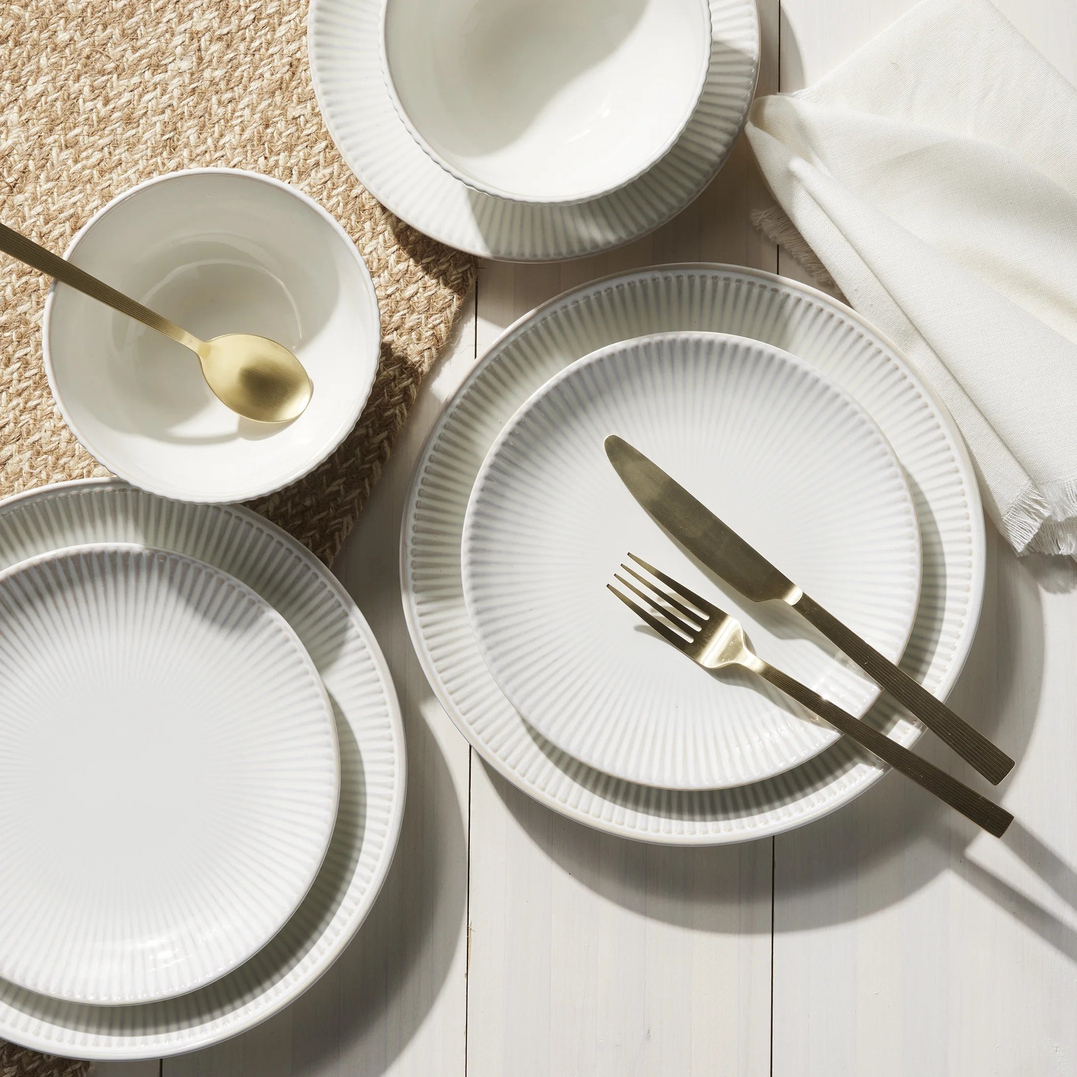 Sawyer 12-Piece Stoneware Dinnerware Set Cream